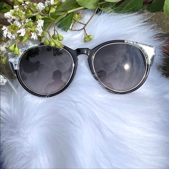 NWT EMILIO Pucci Gradient Oval 55mm Black Sunnies Shades Sunglasses - Picture 11 of 16